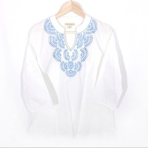 NWOT Appleseed’s Tunic sz S White Blue Embroidered